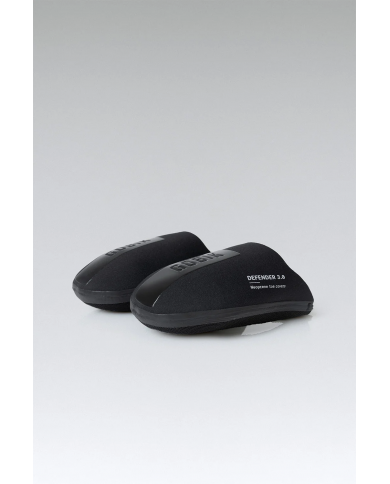 PUNTERAS UNISEX GOBIK DEFENDER 3.0 PITCH BLACK