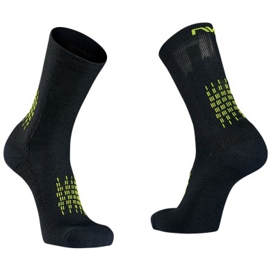 CALCETINES NORTHWAVE ALTO FAST WINTER NEGRO/AMARILLO